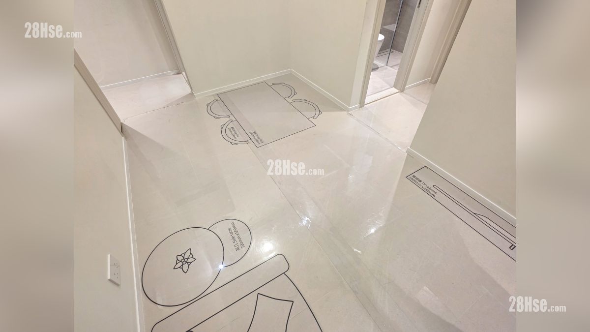 現場設有傢俬比例作參考 