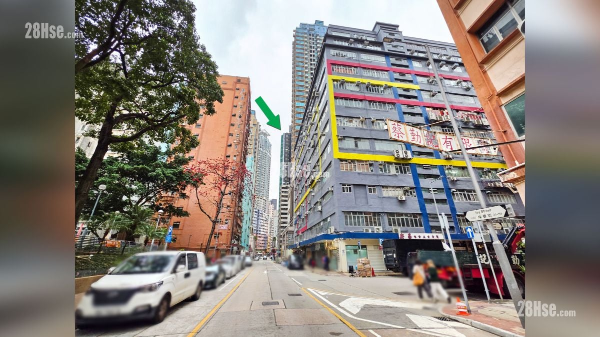 映居 附近街道 从埃华街远处观看项目 (绿色箭嘴部分) 