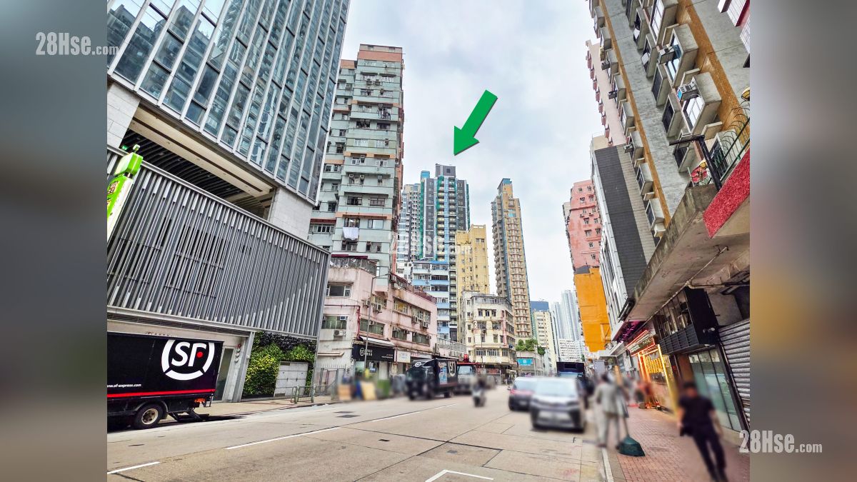 映居 附近街道 福全街, 项目位于绿色箭嘴部分