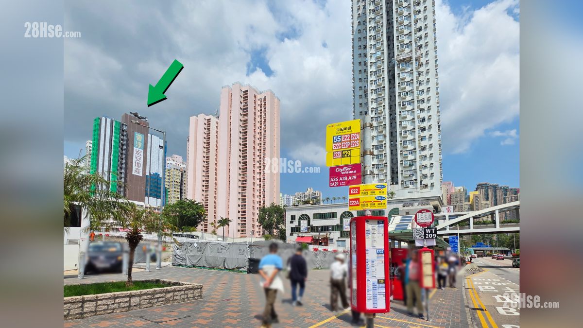 荟淳 交通配套 龙翔道设有巴士站, 项目位于绿色箭嘴部分