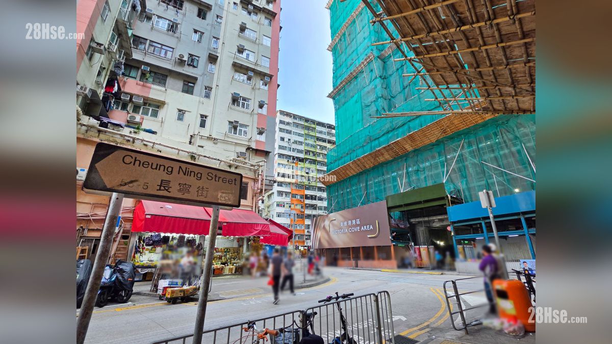 项目外的长宁街与落山道交界